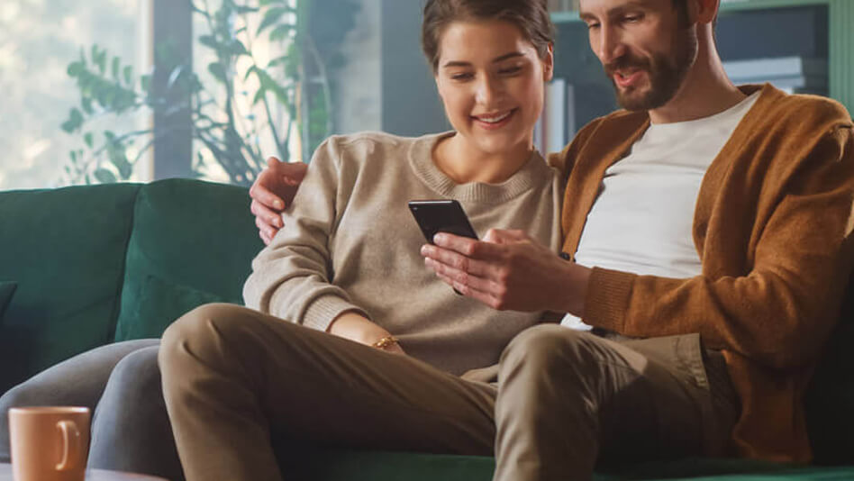 La nuova App per prenotare. Sempre più vicini, sempre più servizi